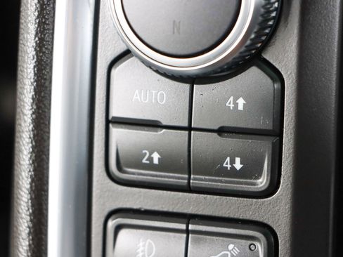 Used 2022 GMC Sierra 2500 AT4 w/ Snow Plow Prep/Camper Package image 22