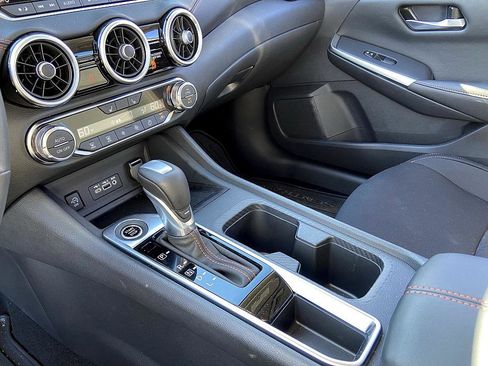 Certified 2025 Nissan Sentra SR w/ Midnight Edition image 15