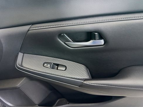 Used 2025 Nissan Sentra SV w/ All-Weather Package FWD image 31