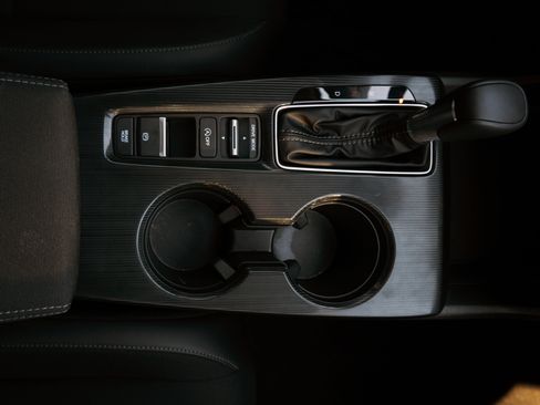 Used 2025 Honda Civic Sport image 27