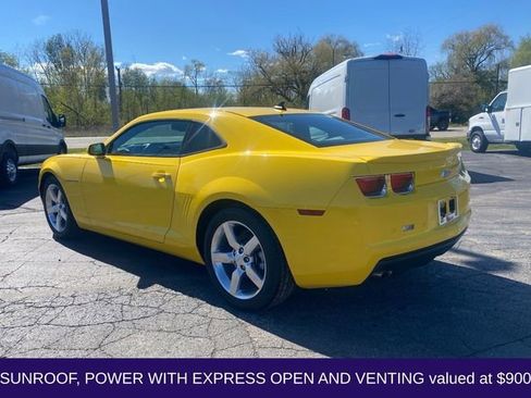 Used 2012 Chevrolet Camaro LT RWD image 4