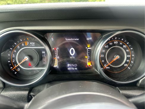 Used 2023 Jeep Gladiator Overland image 34