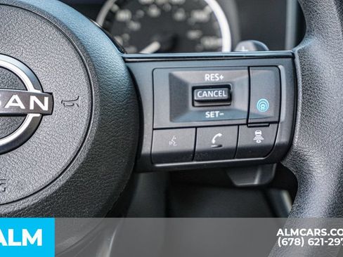 Used 2022 Nissan Rogue SV FWD image 30