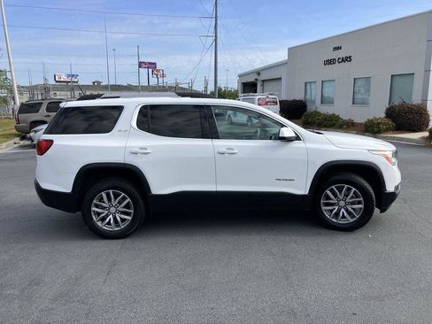 Used 2017 GMC Acadia SLE w/ Driver Alert Package I image 6