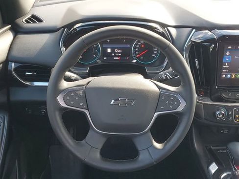 Used 2023 Chevrolet Traverse RS AWD/4WD image 15