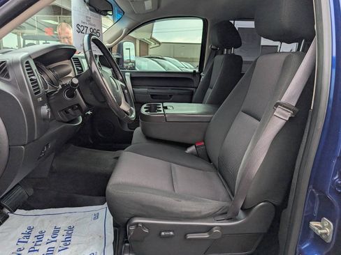 Used 2014 GMC Sierra 2500 SLE w/ SLE Preferred Package AWD/4WD image 12