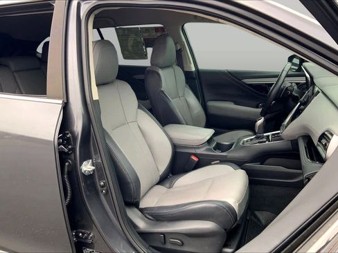 Used 2022 Subaru Outback Limited AWD/4WD image 9