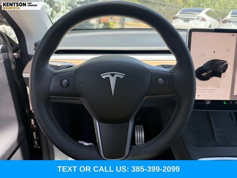 Used 2023 Tesla Model Y Performance AWD/4WD image 14