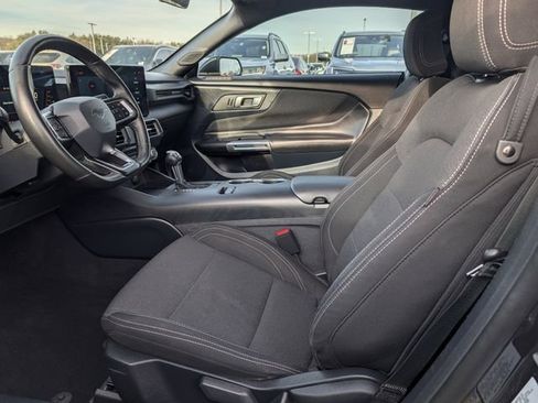 Used 2024 Ford Mustang Coupe image 22