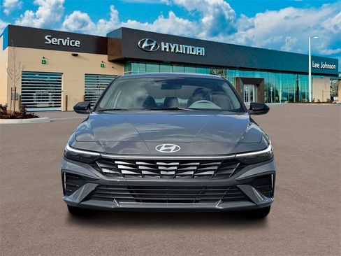 New 2026 Hyundai Elantra Sport image 12