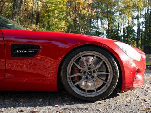 Used 2016 Mercedes-Benz AMG GT S image 11