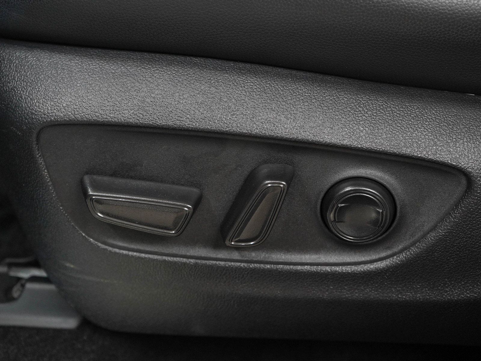 Used 2023 Toyota Highlander Platinum AWD/4WD image 27