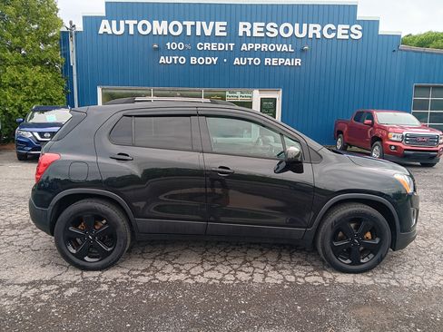 Used 2016 Chevrolet Trax LTZ w/ Midnight Edition AWD/4WD image 6