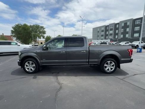 Used 2017 Ford F150 Platinum w/ Equipment Group 701A Luxury AWD/4WD image 5