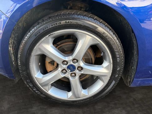 Used 2016 Ford Fusion SE AWD/4WD image 32