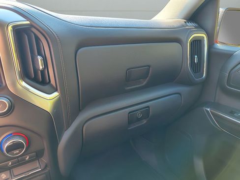 Used 2020 Chevrolet Silverado 1500 LT w/ All-Star Edition AWD/4WD image 29
