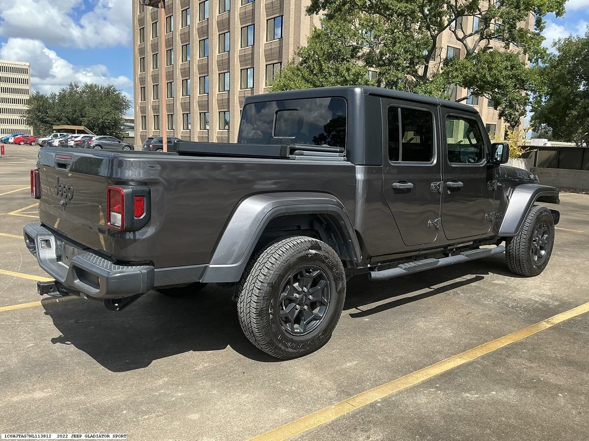 Used 2022 Jeep Gladiator Sport AWD/4WD image 6
