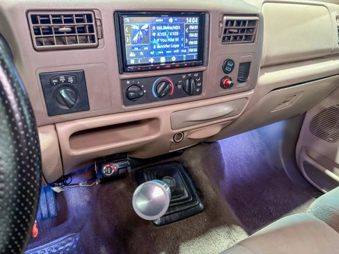 Used 1999 Ford F350 4x4 Crew Cab Super Duty image 17