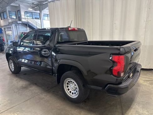Used 2023 Chevrolet Colorado W/T RWD image 6