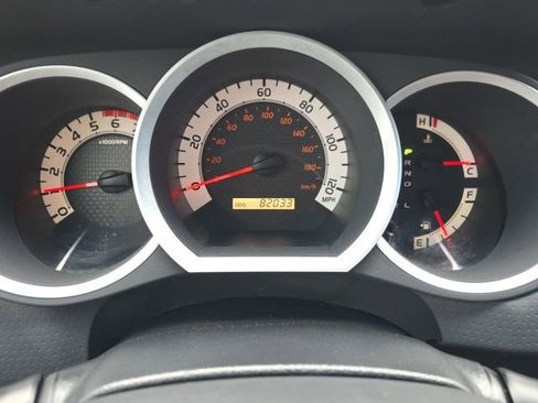 Used 2015 Toyota Tacoma 4x4 Double Cab image 13