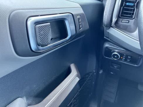 Used 2023 Ford Bronco Black Diamond AWD/4WD image 41