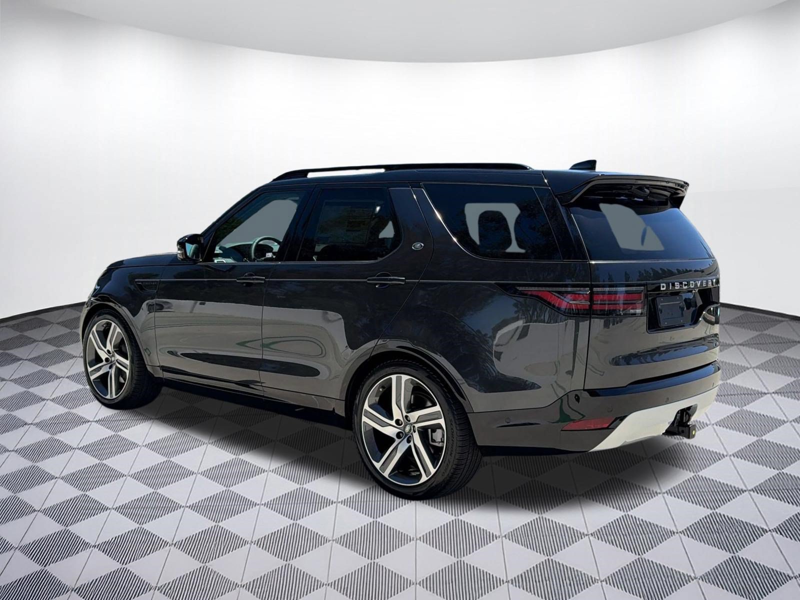 New 2026 Land Rover Discovery Limited Edition AWD/4WD image 3