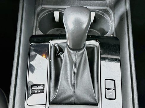 Used 2025 MAZDA CX-50 AWD 2.5 Hybrid w/ Premium Pkg image 25