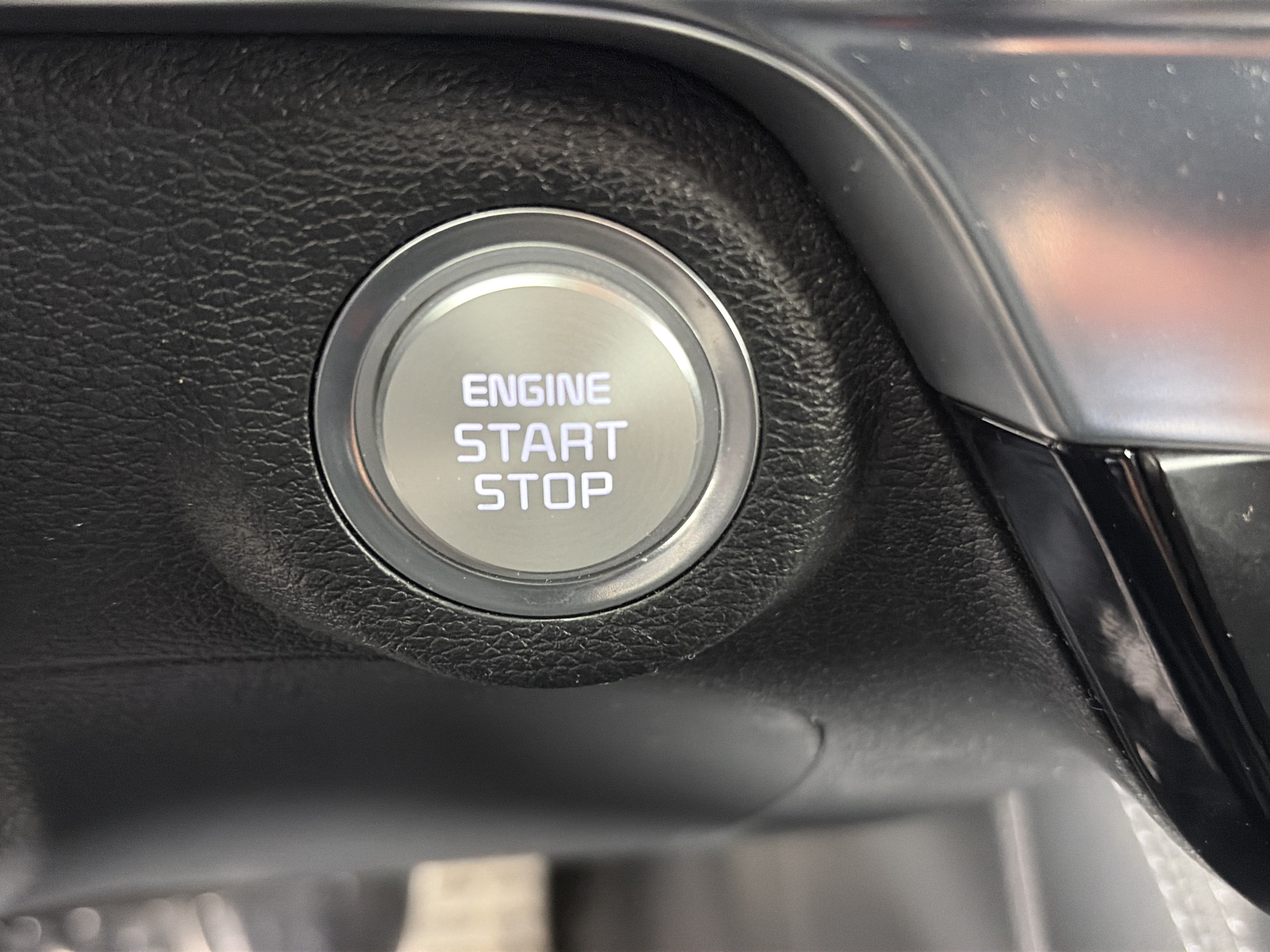 Certified 2024 Kia Telluride SX Prestige AWD/4WD image 36