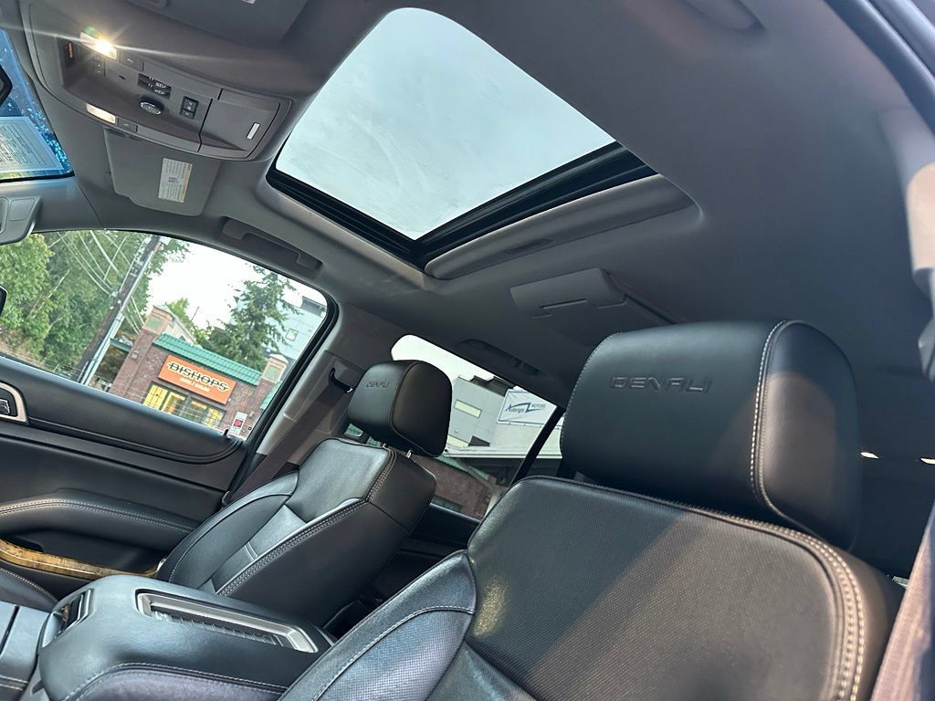 Used 2016 GMC Yukon Denali w/ Open Road Package AWD/4WD image 14