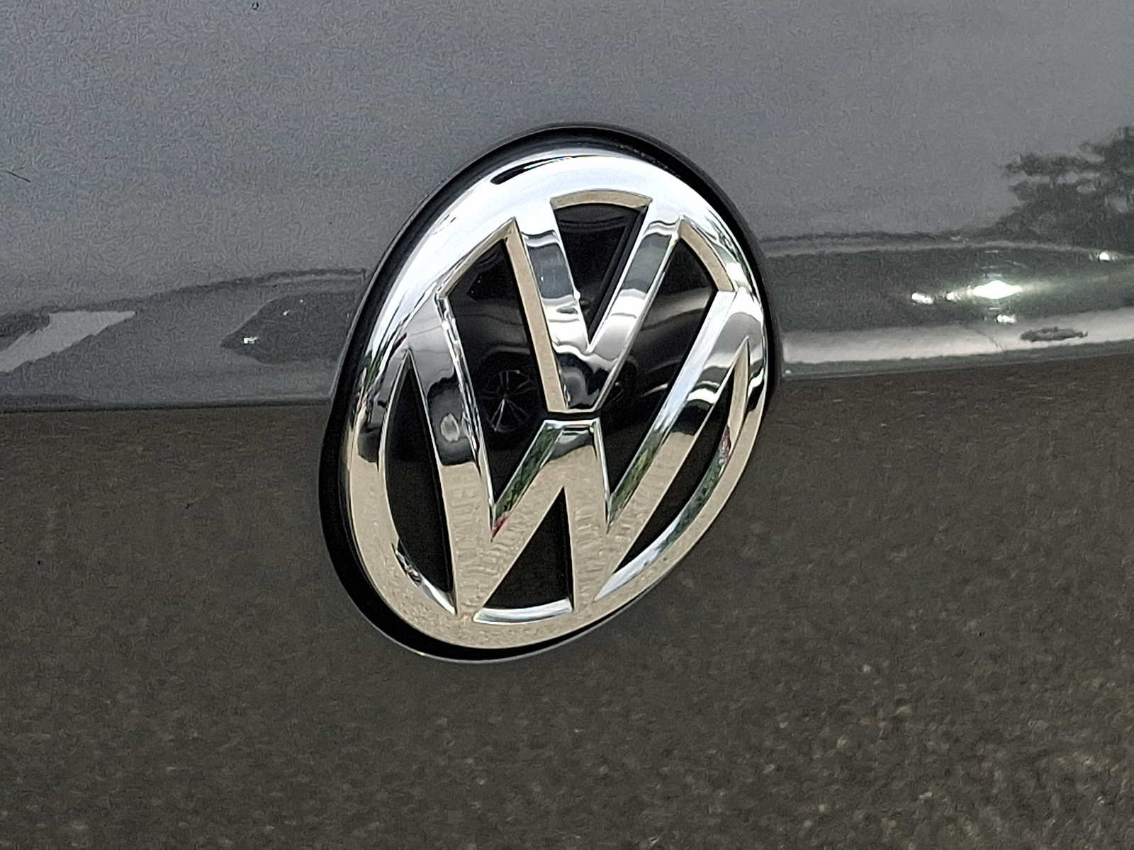 Used 2018 Volkswagen Golf R 4-Door AWD/4WD image 29