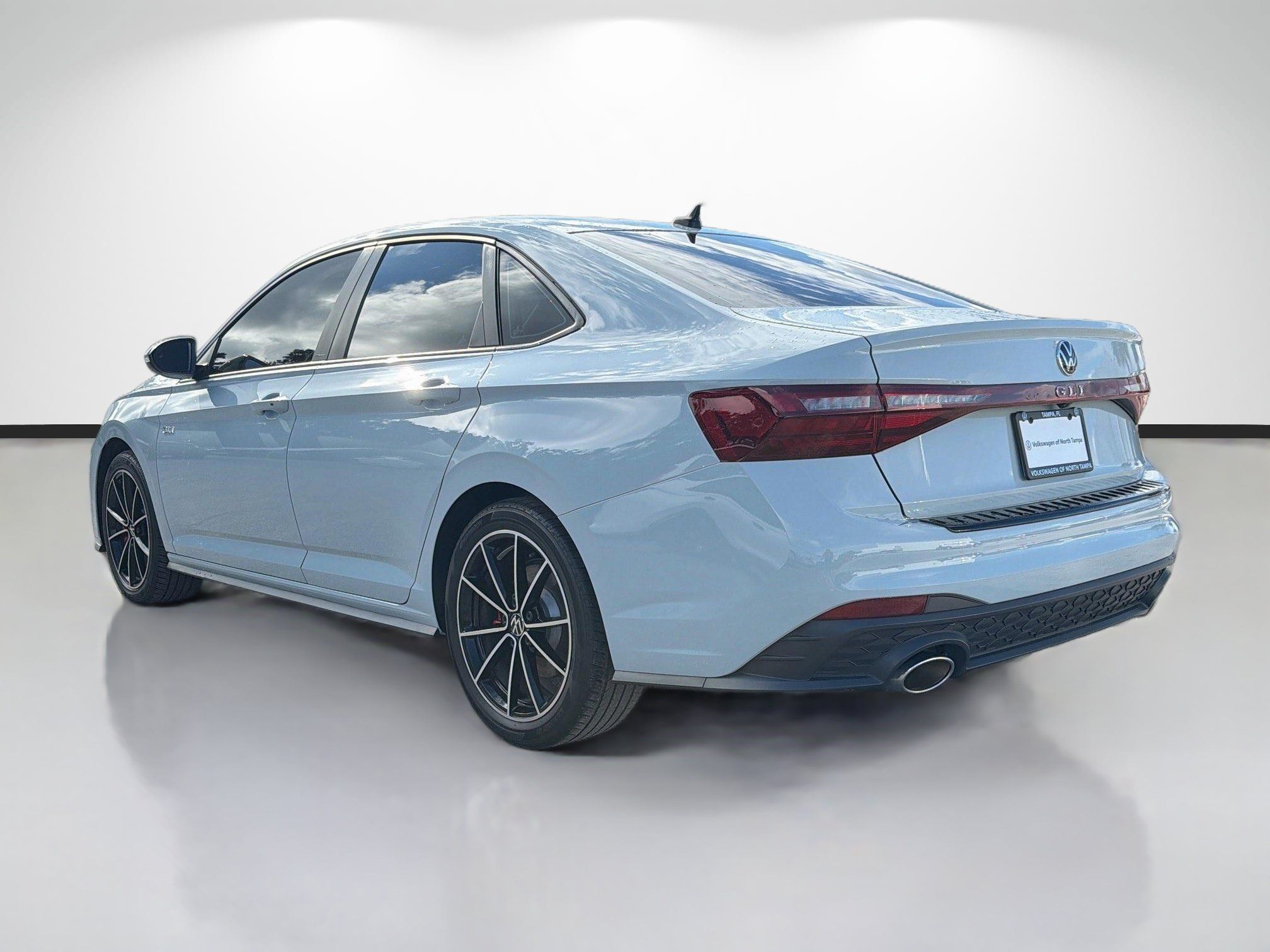 Used 2025 Volkswagen Jetta GLI Autobahn FWD image 5
