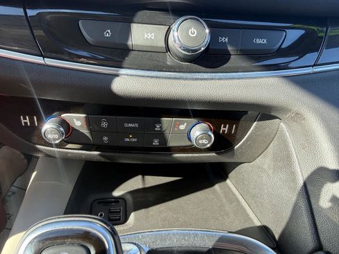 Used 2021 Buick Enclave Essence w/ Trailering Package, 5000 lbs. image 15