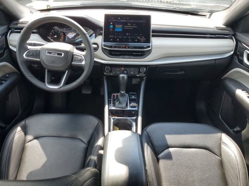 Used 2025 Jeep Compass Limited AWD/4WD image 13