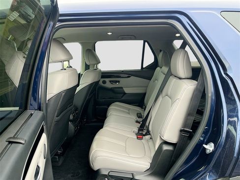 Used 2025 Honda Pilot EX-L image 24