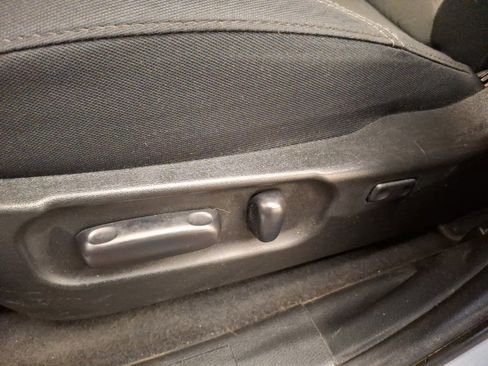 Used 2023 Toyota Tacoma TRD Off-Road image 14