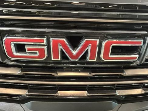 Used 2025 GMC Sierra 1500 AT4X AWD/4WD image 8