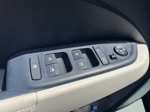 New 2026 Hyundai Venue SEL FWD image 20