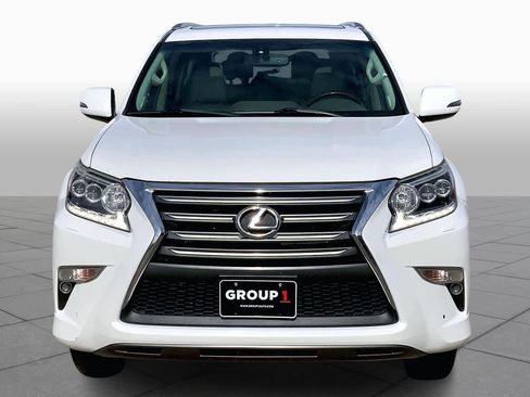 Used 2014 Lexus GX 460 image 3