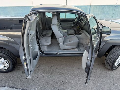 Used 2010 Toyota Tacoma 4x4 Access Cab V6 image 29
