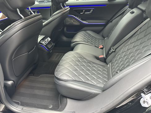 Certified 2024 Mercedes-Benz S 580 4MATIC Sedan image 37