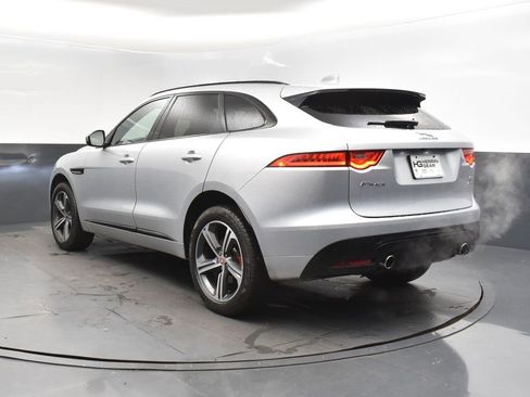 Used 2017 Jaguar F-PACE S image 4