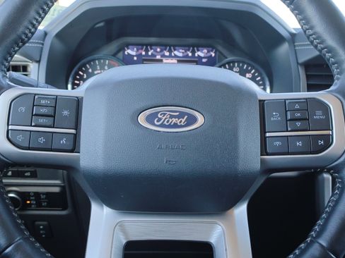 Certified 2024 Ford Expedition Max XLT image 21