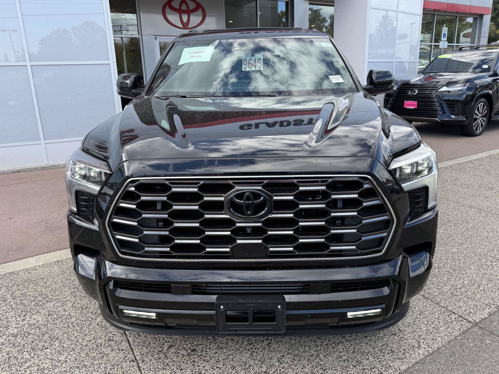 Used 2026 Toyota Sequoia Platinum AWD/4WD image 9