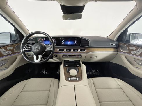 Used 2022 Mercedes-Benz GLS 450 GLS 450 4MATIC SUV image 11