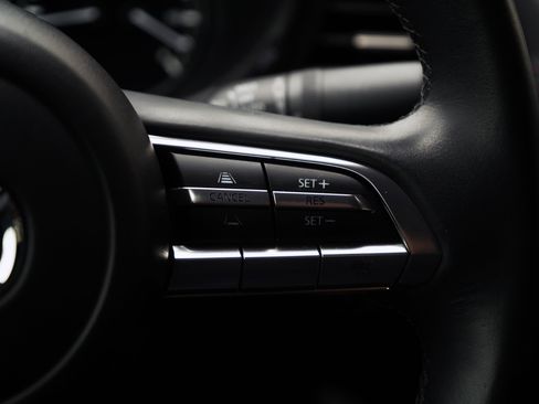 Used 2023 MAZDA MAZDA3 s image 29