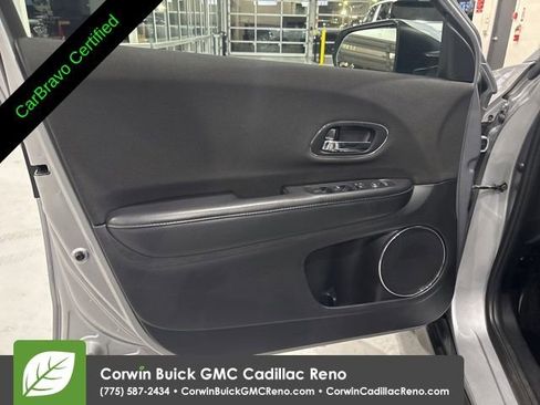 Used 2022 Honda HR-V EX image 11
