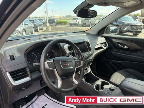 Used 2024 GMC Terrain SLE w/ Driver Convenience Package FWD image 18