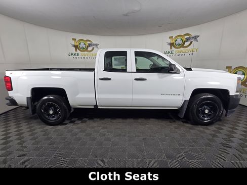 Used 2018 Chevrolet Silverado 1500 W/T AWD/4WD image 9