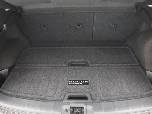 Used 2019 Nissan Rogue Sport SV image 26