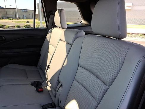 Used 2023 Honda Passport EX-L image 21